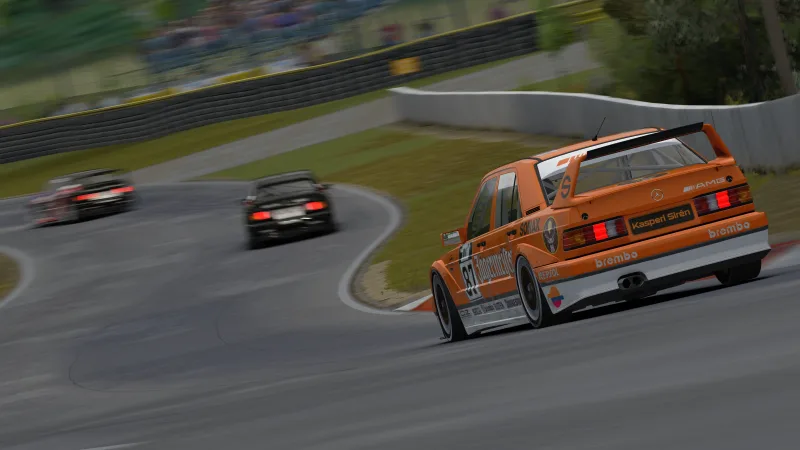 Race image by Ayrton Titos